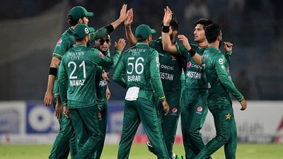पाकिस्तान ने बनाया टी20 का ऐसा वर्ल्ड रिकॉर्ड, भारत-ऑस्ट्रेलिया से लेकर सब देश छूटे पीछे SportsTak Hindi