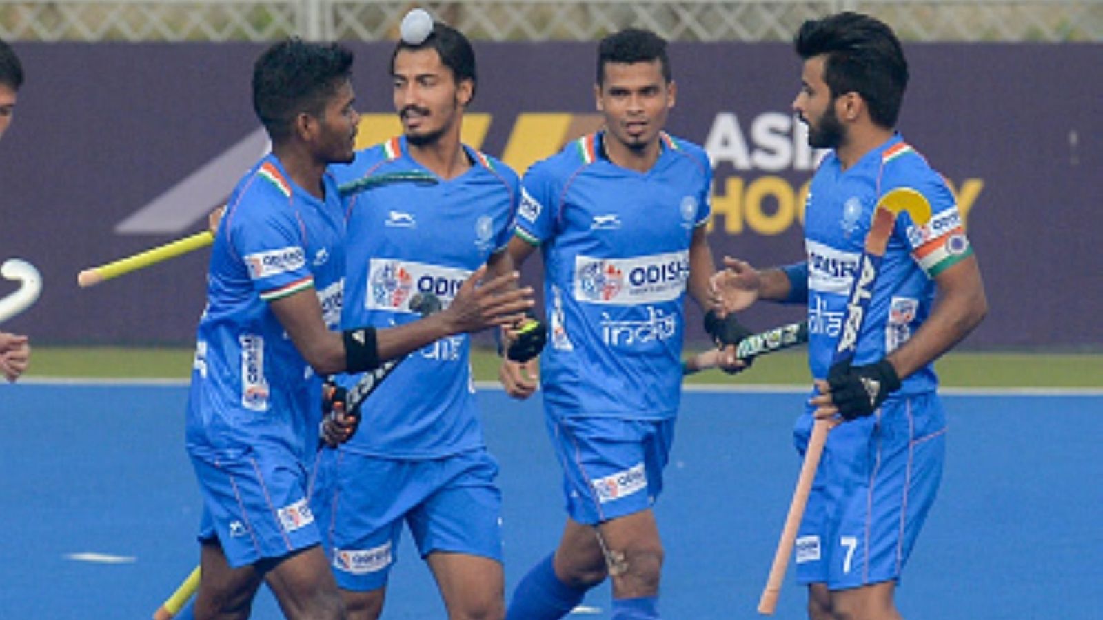 Asian Champions Trophy: भारतीय टीम आज 3 बजे पाकिस्तान से भिड़ेगी, जीत से मिलेगा सेमीफाइनल का टिकट Asian Champions Trophy: भारतीय टीम आज 3 बजे पाकिस्तान से भिड़ेगी, जीत से मिलेगा सेमीफाइनल का टिकट