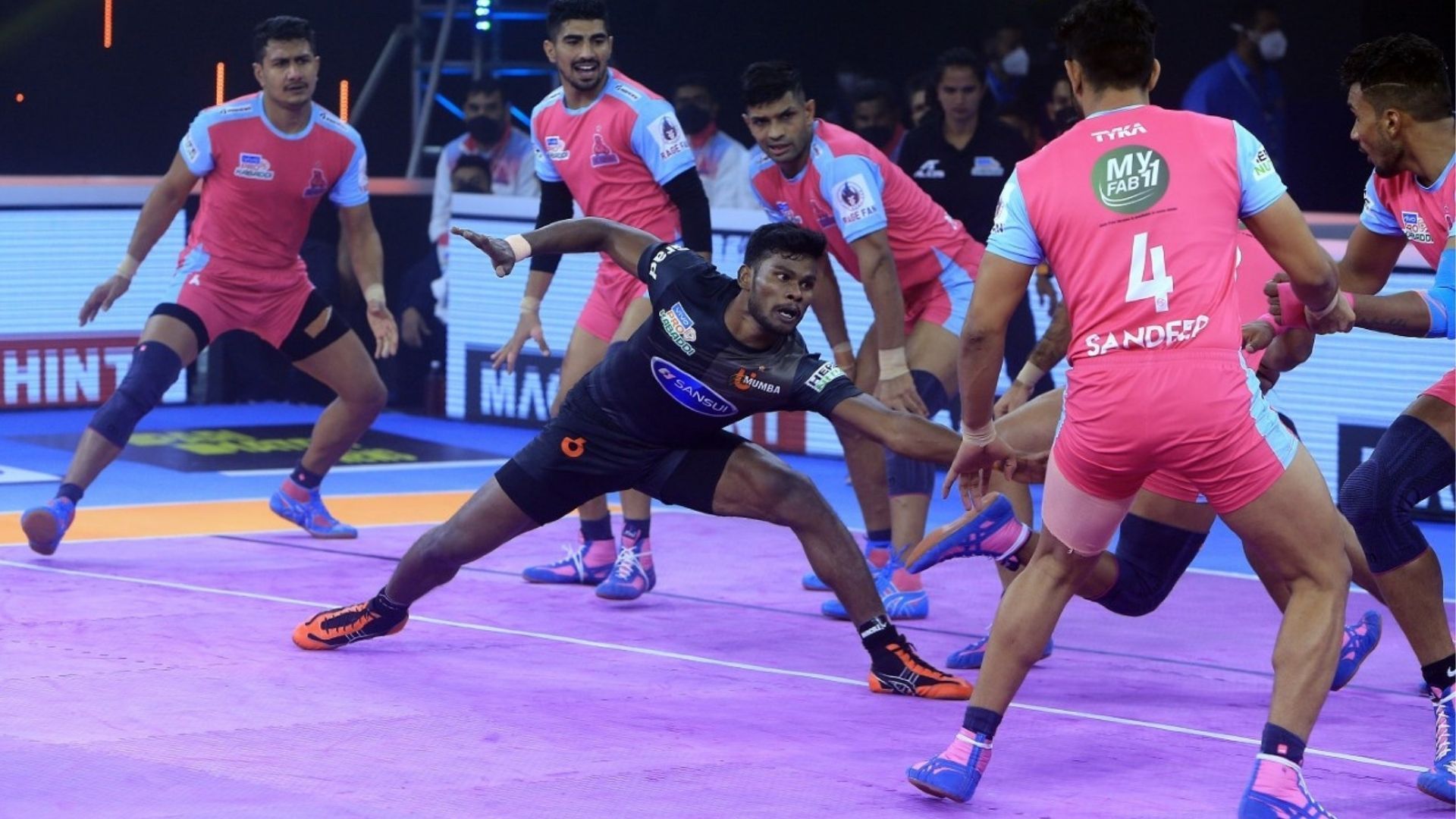 पीकेएल-8 : यू मुम्बा ने जयपुर को 37-28 से मात देकर दर्ज की अपनी दूसरी जीत, जयपुर की चार मैचों में दूसरी हार
