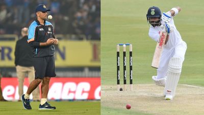 जोहानिसबर्ग में कोहली खत्म करेंगे शतक का सूखा!, कोच द्रविड़ ने दिया बड़ा संकेत SportsTak Hindi