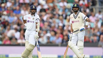 द. अफ्रीका के खिलाफ दूसरे टेस्ट में इस बड़े रिकॉर्ड पर मुहर लगाएंगे विराट- रहाणे, पीछे छूट जाएंगे द्रविड़ और सचिन SportsTak Hindi