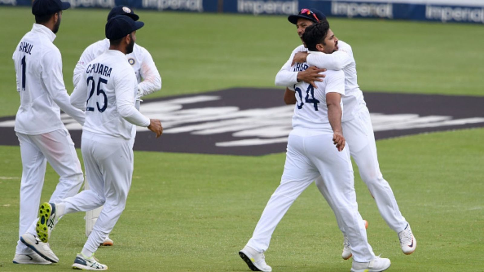 IND vs SA: राहुल-मयंक निपटे तो रहाणे और पुजारा ने दी राहत, भारत को 58 रन की बढ़त के साथ रोमांचक मोड़ पर टेस्ट IND vs SA: राहुल-मयंक निपटे तो रहाणे और पुजारा ने दी राहत, भारत को 58 रन की बढ़त के साथ रोमांचक मोड़ पर टेस्ट