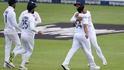 IND vs SA: राहुल-मयंक निपटे तो रहाणे और पुजारा ने दी राहत, भारत को 58 रन की बढ़त के साथ रोमांचक मोड़ पर टेस्ट SportsTak Hindi