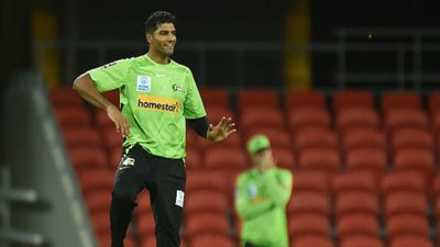 टैक्सी ड्राइवर के बेटे ने 'हैट्रिक' लेकर मचाया कोहराम, ऑस्ट्रेलिया में रचा डाला इतिहास SportsTak Hindi