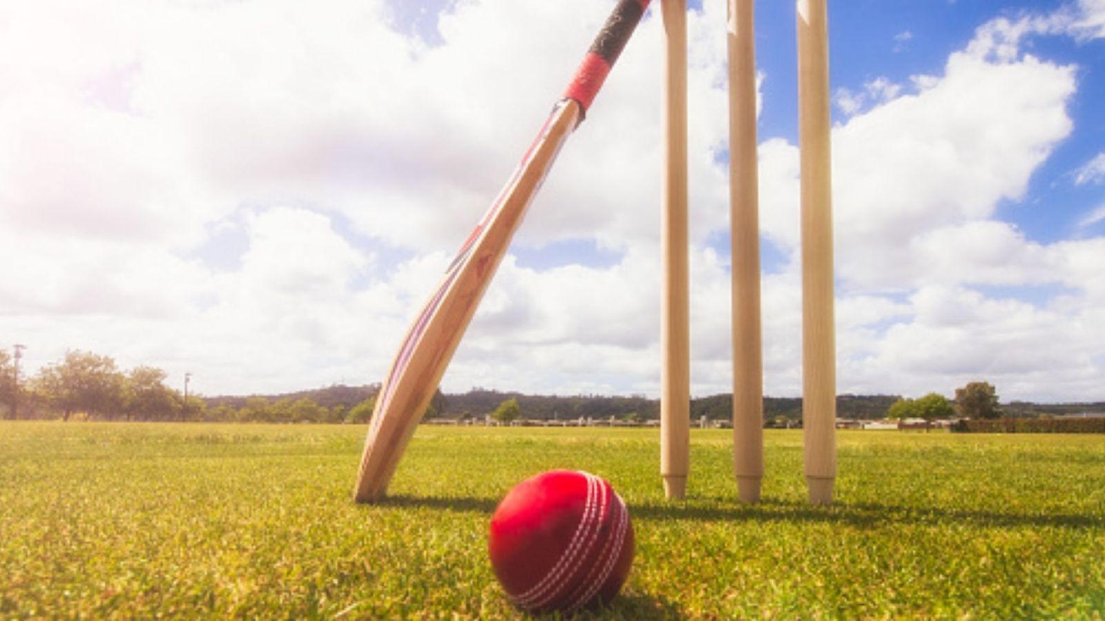 कोरोना के बढ़ते मामलों के बीच BCCI ने स्थगित की कूच बिहार ट्रॉफी, कहा- खिलाड़ियों की सुरक्षा सबसे ऊपर कोरोना के बढ़ते मामलों के बीच BCCI ने स्थगित की कूच बिहार ट्रॉफी, कहा- खिलाड़ियों की सुरक्षा सबसे ऊपर