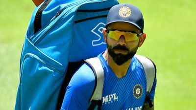 शतक के सूखे पर बोले कोहली- बाहरी दुनिया के चश्मे से खुद को नहीं देखता, पहली बार खराब दौर से नहीं गुजरा हूं SportsTak Hindi