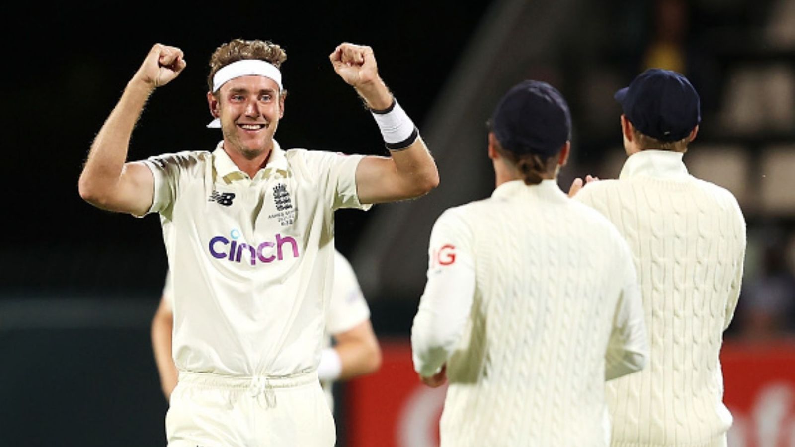 एशेज में स्टुअर्ट ब्रॉड का बड़ा रिकॉर्ड, इयान बॉथम और एंडरसन भी छूट गए पीछे एशेज में स्टुअर्ट ब्रॉड का बड़ा रिकॉर्ड, इयान बॉथम और एंडरसन भी छूट गए पीछे
