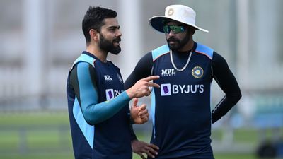 विराट के कप्तानी छोड़ने से भावुक हुए मोहम्मद सिराज, सोशल मीडिया पर कही दिल की बात SportsTak Hindi