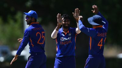 IND vs SA: बुमराह के सिर से हटा बड़ा कलंक, 978 दिन और 233 गेंदों बाद नसीब हुआ विकेट SportsTak Hindi