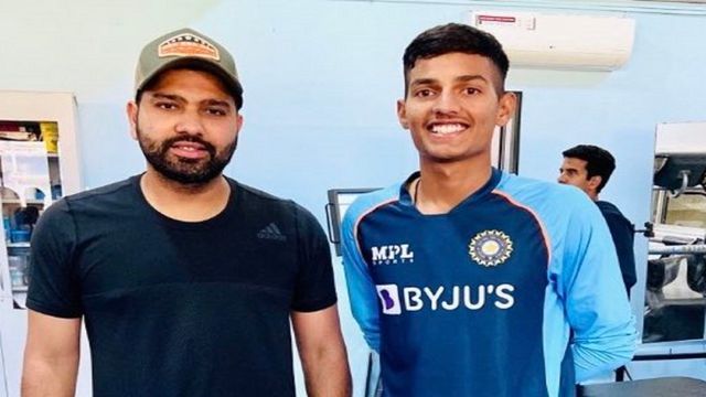बड़ी खबर: अंडर-19 वर्ल्ड कप में कोरोना विस्फोट, कप्तान समेत पांच भारतीय क्रिकेटर कोविड पॉजिटिव बड़ी खबर: अंडर-19 वर्ल्ड कप में कोरोना विस्फोट, कप्तान समेत पांच भारतीय क्रिकेटर कोविड पॉजिटिव