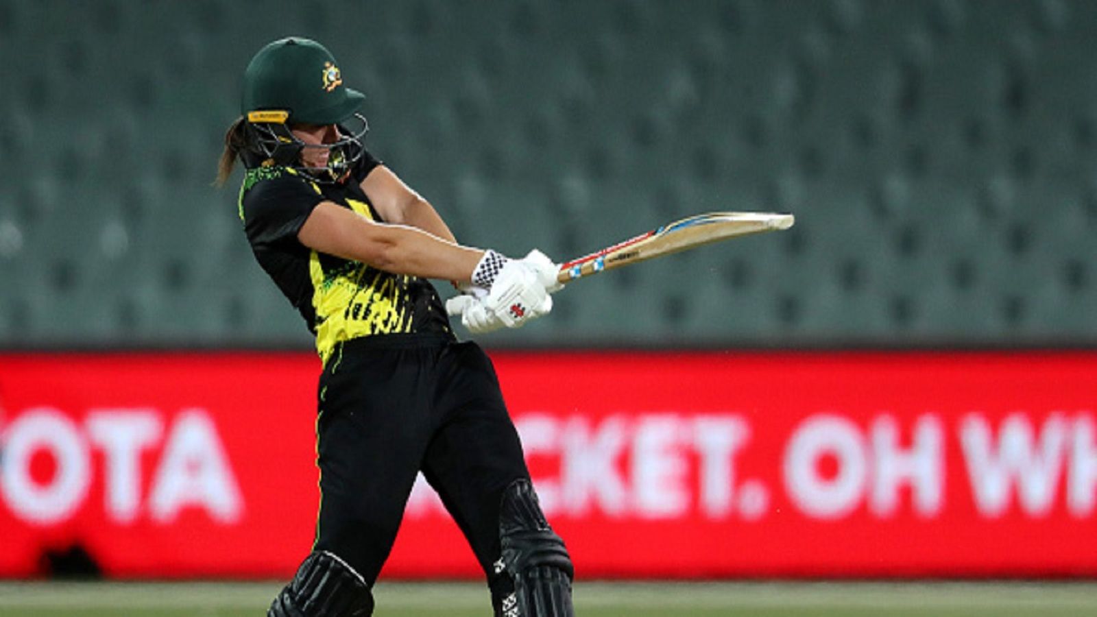 महिला एशेज : पहले 3 विकेट फिर खेली 91 रन की तूफानी पारी, ऑस्ट्रेलिया की मैक्ग्रा अंग्रेजों पर पड़ी भारी महिला एशेज : पहले 3 विकेट फिर खेली 91 रन की तूफानी पारी, ऑस्ट्रेलिया की मैक्ग्रा अंग्रेजों पर पड़ी भारी