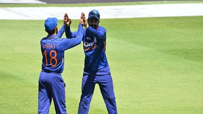 Capetown Record Book : राहुल की कप्तानी पर लगा सबसे बुरा कलंक तो 15 साल में तीसरी बार हुआ ऐसा SportsTak Hindi