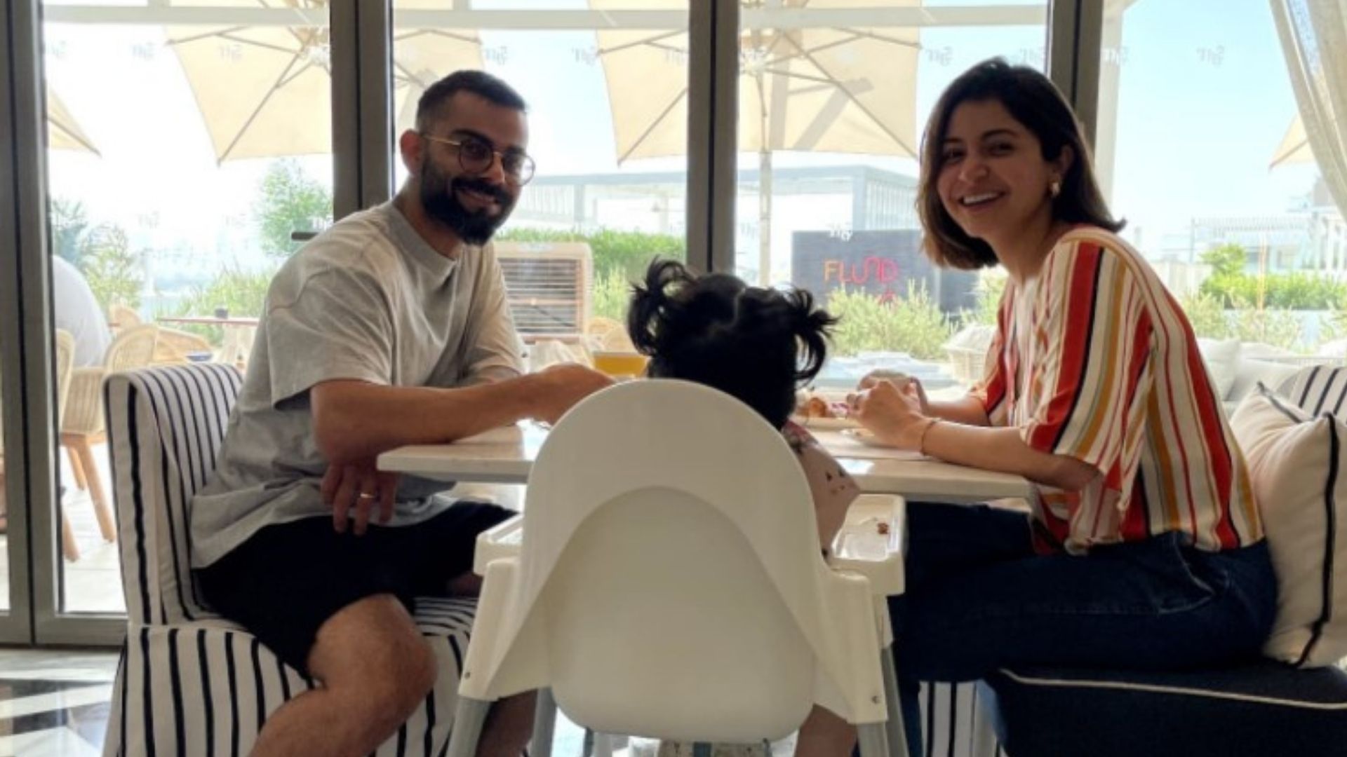 पहली बार सामने आई वामिका के चेहरे की तस्वीर, फोटो लीक होने पर भड़के कोहली, कह दी ये बड़ी बात