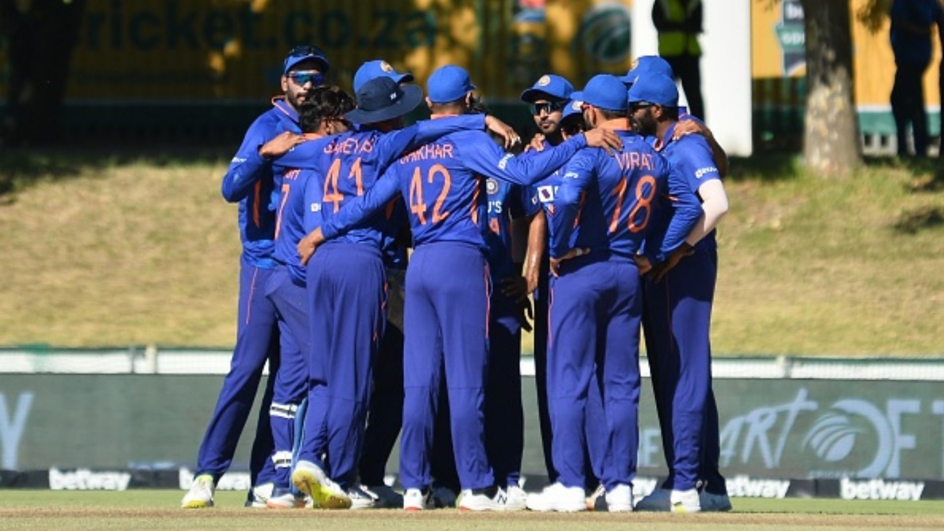 वनडे सीरीज में क्‍लीन स्‍वीप की शर्मिंदगी के बाद अब ICC ने भी टीम इंडिया को नहीं बख्‍शा, दी ये सजा