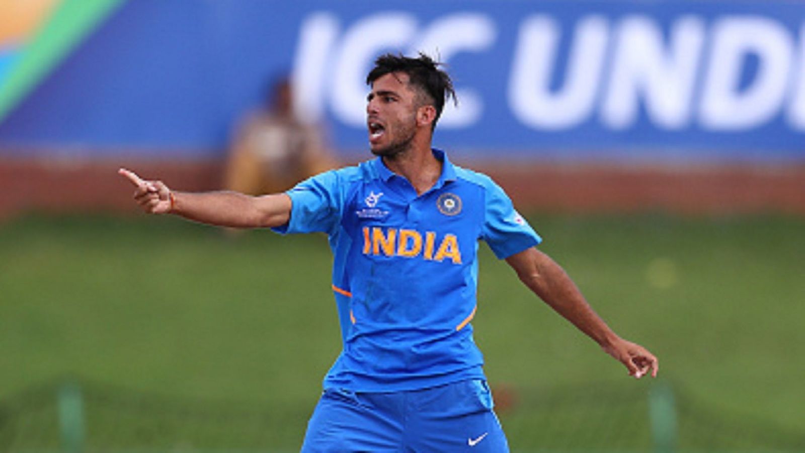 मजदूरी से करोड़पति बनने के सफर में संघर्षों के आगे चट्टान बने रहे रवि बिश्नोई, अब बताई आपबीती मजदूरी से करोड़पति बनने के सफर में संघर्षों के आगे चट्टान बने रहे रवि बिश्नोई, अब बताई आपबीती