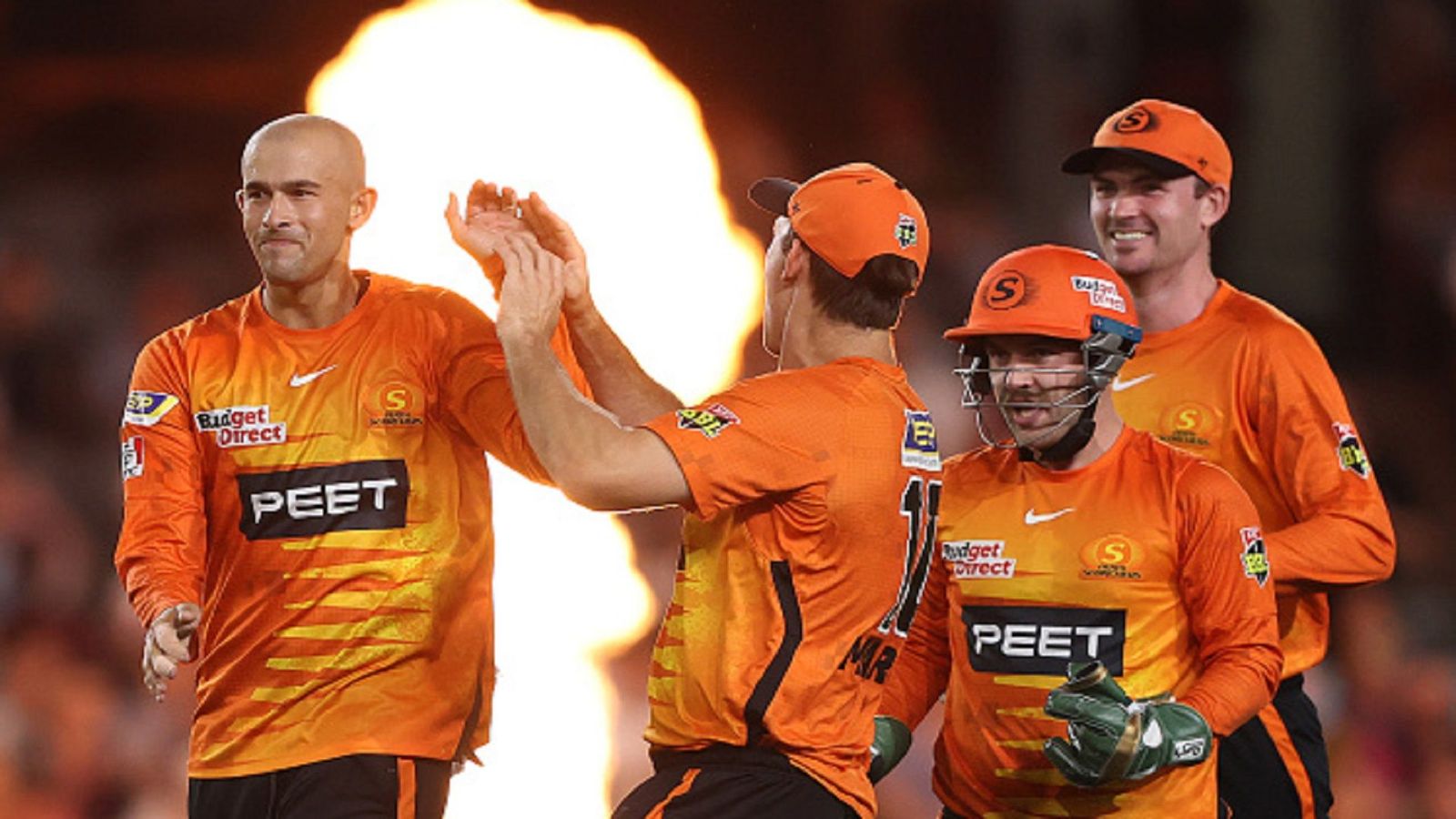 BBL: 34 साल के बल्लेबाज ने चौथी बार बनाया पर्थ स्कॉर्चर्स को चैंपियन, सिडनी सिक्सर्स ने 31 गेंद में गंवाए 6 विकेट, 79 रन से मिली हार BBL: 34 साल के बल्लेबाज ने चौथी बार बनाया पर्थ स्कॉर्चर्स को चैंपियन, सिडनी सिक्सर्स ने 31 गेंद में गंवाए 6 विकेट, 79 रन से मिली हार