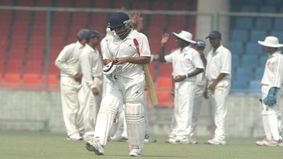 बड़ी खबर : फरवरी में इस दिन से रणजी ट्रॉफी का होगा आगाज, जानिए किन शहरों में होंगे मैच SportsTak Hindi