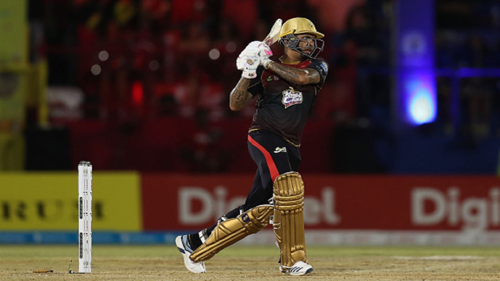 BPL : 13 गेंदों में फिफ्टी जड़कर सुनील नरेन ने रचा इतिहास, 57 रन की पारी से टीम को पहुंचाया फाइनल BPL : 13 गेंदों में फिफ्टी जड़कर सुनील नरेन ने रचा इतिहास, 57 रन की पारी से टीम को पहुंचाया फाइनल