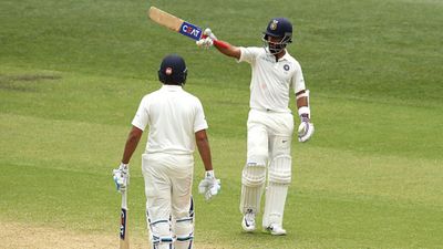 Ranji Trophy: चेतेश्वर पुजारा की टीम के खिलाफ गरजे रहाणे, शतक ठोक श्रीलंका सीरीज के लिए ठोका दावा SportsTak Hindi