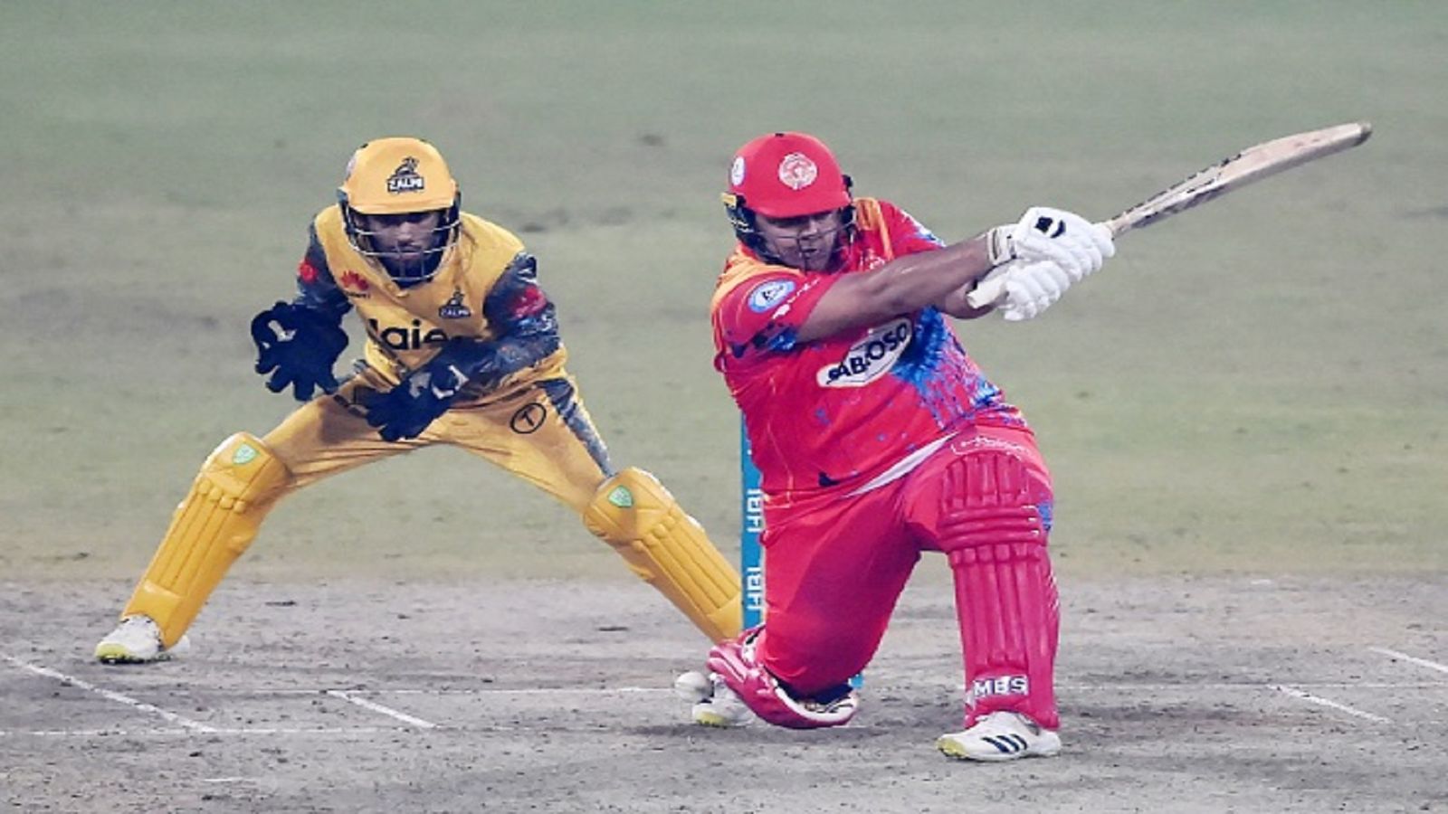 PSL: पाकिस्तानी दिग्गज मोईन खान के बेटे ने 45 गेंद पर 7 छक्कों से जड़े 85 रन, फिर भी मिली हार PSL: पाकिस्तानी दिग्गज मोईन खान के बेटे ने 45 गेंद पर 7 छक्कों से जड़े 85 रन, फिर भी मिली हार