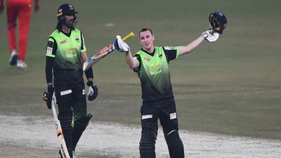 48 गेंदों में शतक जड़ इंग्लैंड के बल्लेबाज ने पाकिस्तान में बरपाया कहर, लाहौर को मिली 66 रन से जीत SportsTak Hindi