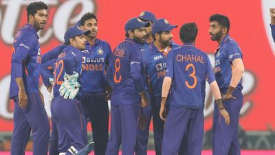 IND vs SL 2nd T20: रोहित शर्मा ने टॉस जीतकर लिया ये फैसला, श्रीलंका में दो बदलाव, कुछ ऐसी है टीम इंडिया की प्लेइंग 11 SportsTak Hindi