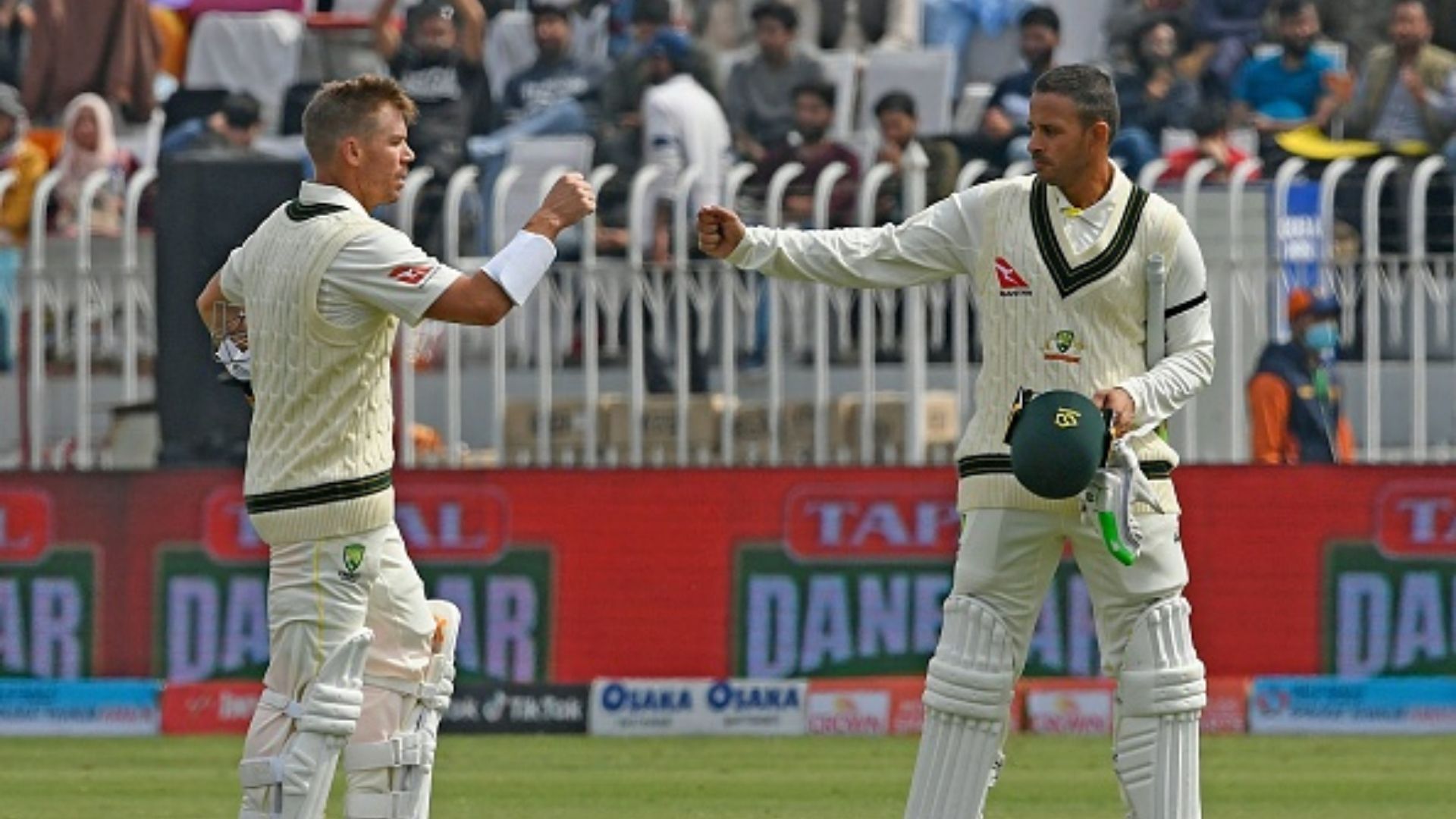 PAK vs AUS: कंगारुओं की शानदार वापसी लेकिन शतक से चूके ख्वाजा, ऑस्ट्रेलिया अभी भी 205 रन से पीछे