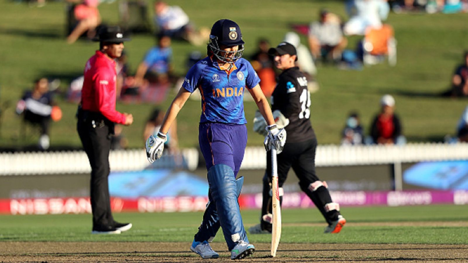 INDw vs WIw : 162 गेंदों में नहीं बना एक भी रन, महिला वर्ल्ड कप में अब टीम इंडिया को हर हाल में चाहिए जीत INDw vs WIw : 162 गेंदों में नहीं बना एक भी रन, महिला वर्ल्ड कप में अब टीम इंडिया को हर हाल में चाहिए जीत