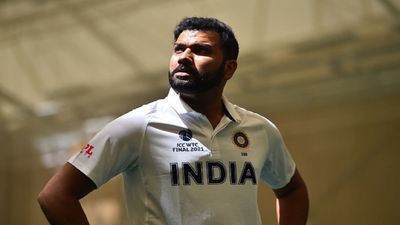 IND vs SL: कप्तान बनते ही धमाचौकड़ी मचा रहे रोहित शर्मा, लगातार 14वें मैच में भारत के नाम लिख दी जीत SportsTak Hindi