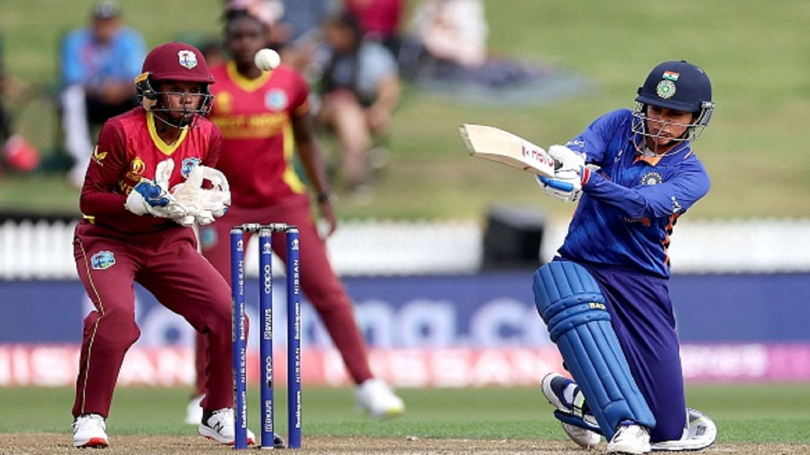 Women's ODI Ranking : वेस्टइंडीज के खिलाफ शतक जड़ने के बावजूद मंधाना को बड़ा झटका, टॉप-10 से हुई बाहर Women's ODI Ranking : वेस्टइंडीज के खिलाफ शतक जड़ने के बावजूद मंधाना को बड़ा झटका, टॉप-10 से हुई बाहर