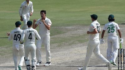 PAK vs AUS : 24 साल बाद ऑस्ट्रेलिया ने पाकिस्तान को उसी के घर में धोया, 15वें दिन निकला नतीजा SportsTak Hindi