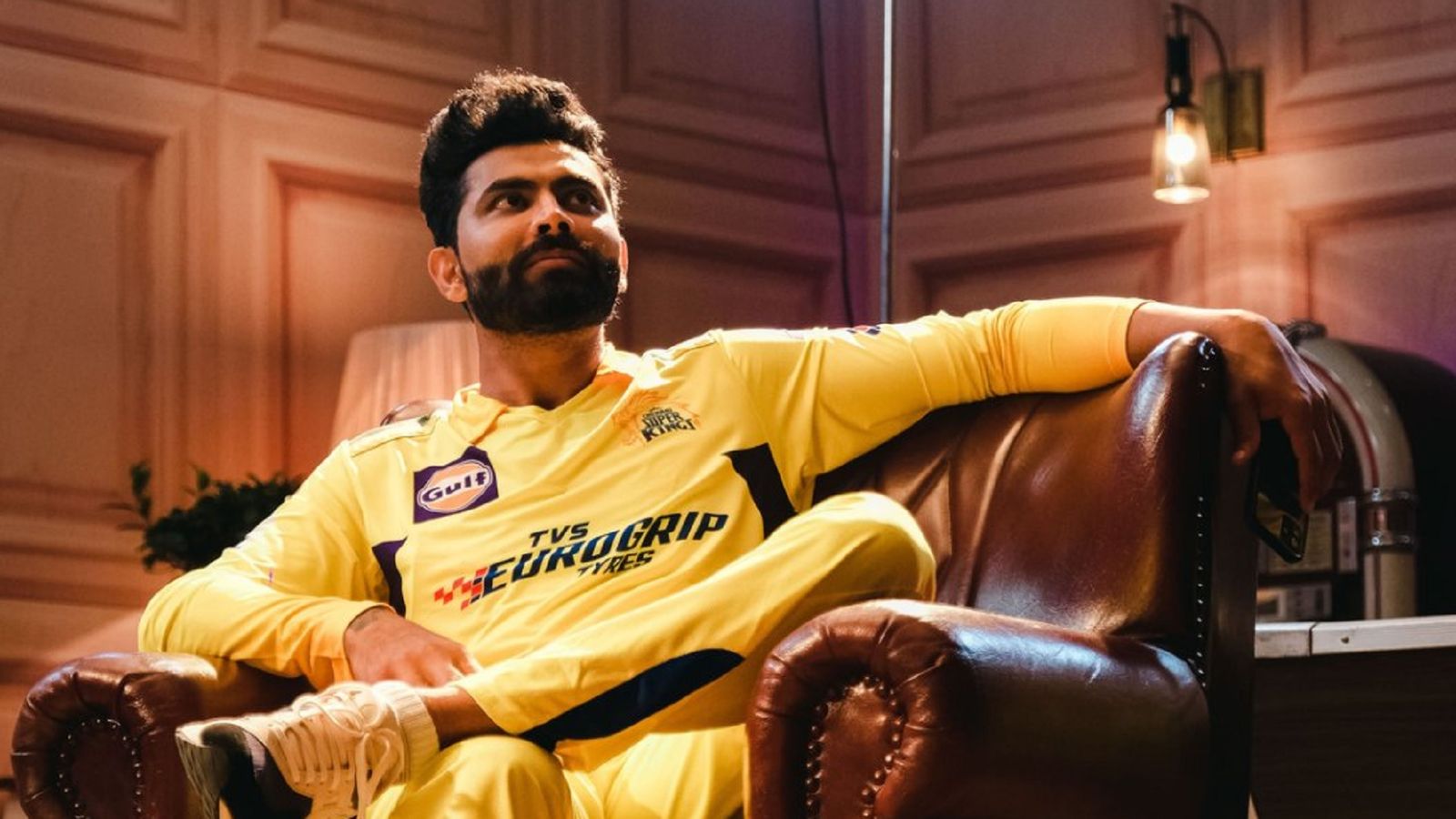 CSK vs KKR : चेन्नई के लिए बतौर कप्तान मैदान में उतरते ही ऐसा करने वाले पहले खिलाड़ी बने जडेजा CSK vs KKR : चेन्नई के लिए बतौर कप्तान मैदान में उतरते ही ऐसा करने वाले पहले खिलाड़ी बने जडेजा