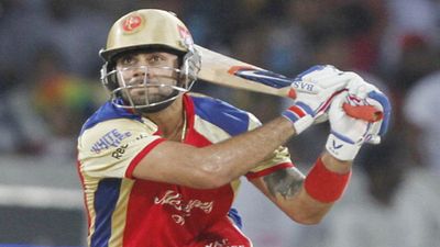 IPL 2022: 41 रन की पारी में विराट ने अपने नाम किया बड़ा रिकॉर्ड, अब क्रिस गेल के इस करिश्मे पर लगी निगाहें  SportsTak Hindi
