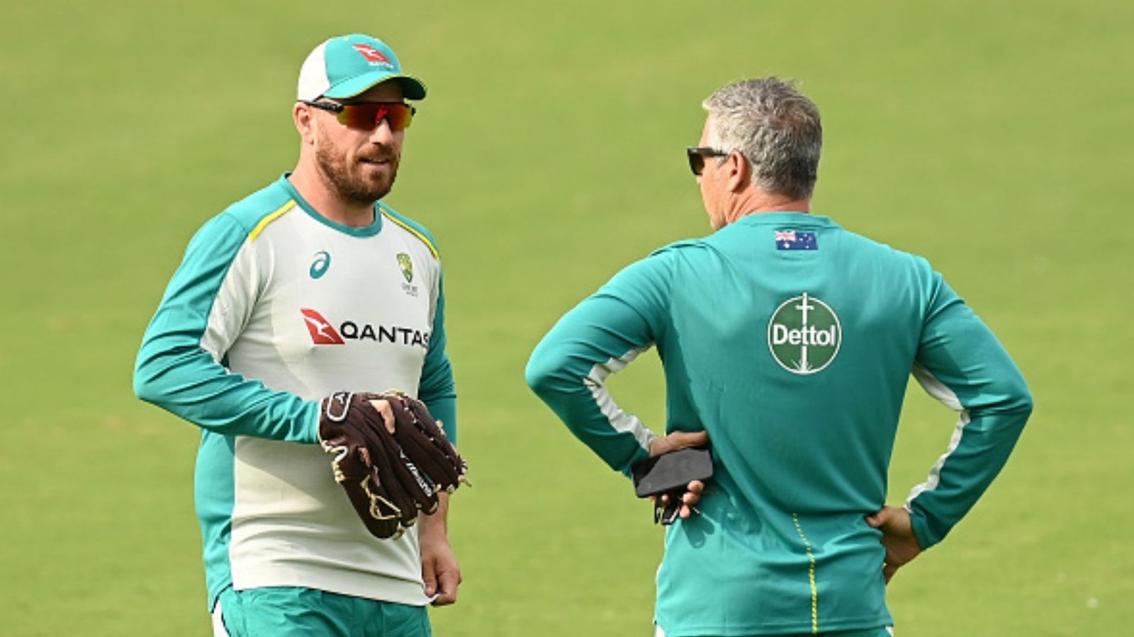 पाकिस्तान के खिलाफ वनडे से ठीक पहले ऑस्ट्रेलियाई खिलाड़ी को हुआ कोविड, कंगारुओं को IPL के लिए आना है भारत पाकिस्तान के खिलाफ वनडे से ठीक पहले ऑस्ट्रेलियाई खिलाड़ी को हुआ कोविड, कंगारुओं को IPL के लिए आना है भारत