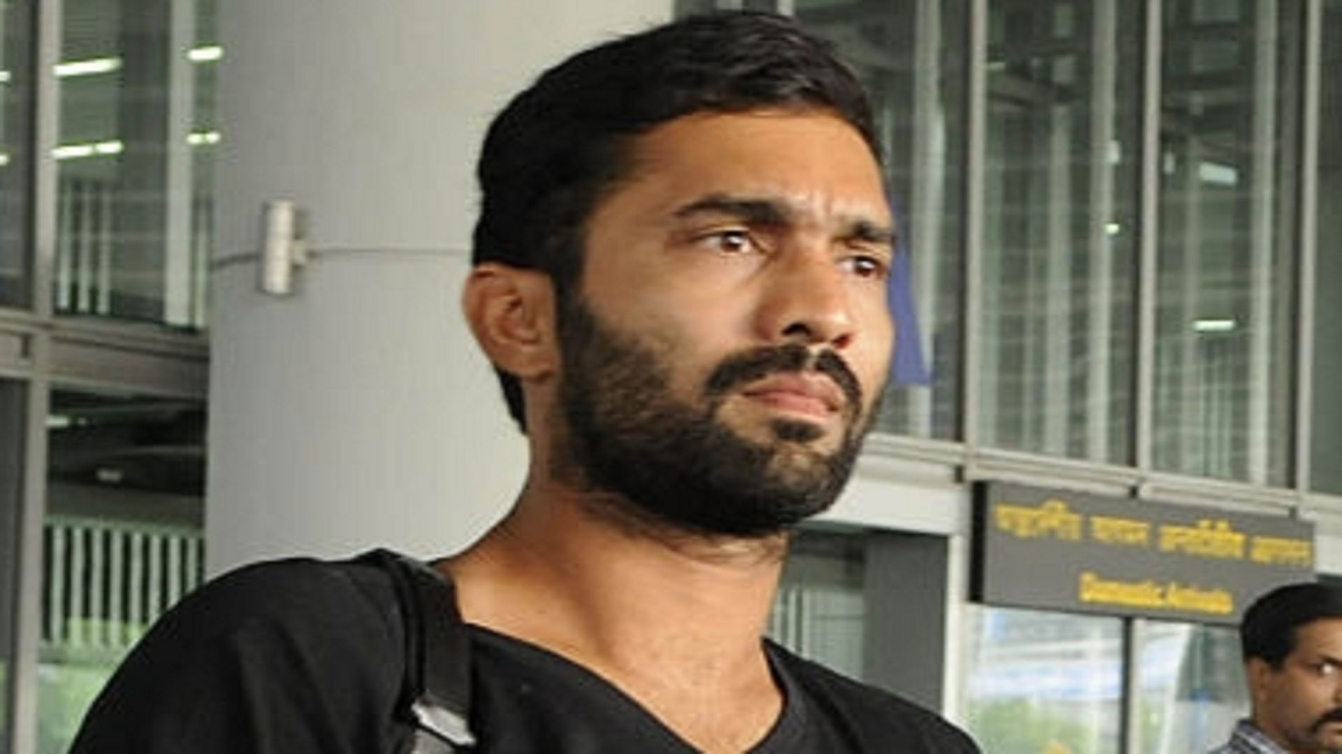 IPL 2022: RCB में पहुंचते ही 'विभीषण' बने दिनेश कार्तिक, कप्‍तान को दी पूर्व टीम के इन दो खिलाड़ियों की जानकारी