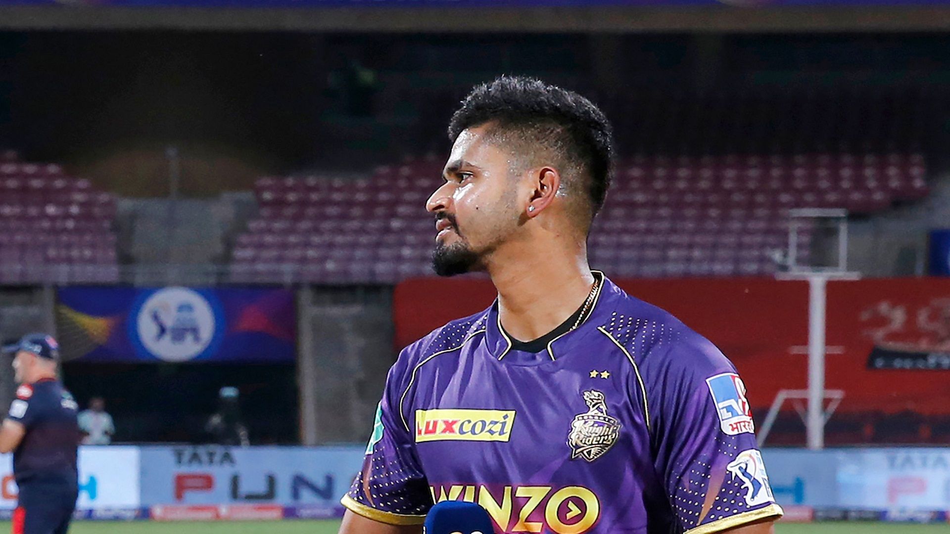 RCB vs KKR : 19वें ओवर में वेंकटेश ने लुटाए 10 रन और आरसीबी ने पलटी बाजी, कप्तान श्रेयस ने अब दी गलती पर सफाई
