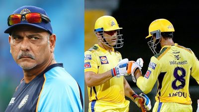 IPL 2022: धोनी पर रवि शास्त्री का बड़ा बयान, कहा- इसलिए जडेजा पर है सबसे ज्यादा दबाव SportsTak Hindi