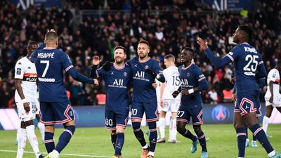 Football Roundup: 73वें मिनट में मेसी ने दागा गोल, पीएसजी ने लोरिएंट को 5-1 से दी मात, दूसरे स्थान पर पहुंचा बार्सिलोना SportsTak Hindi