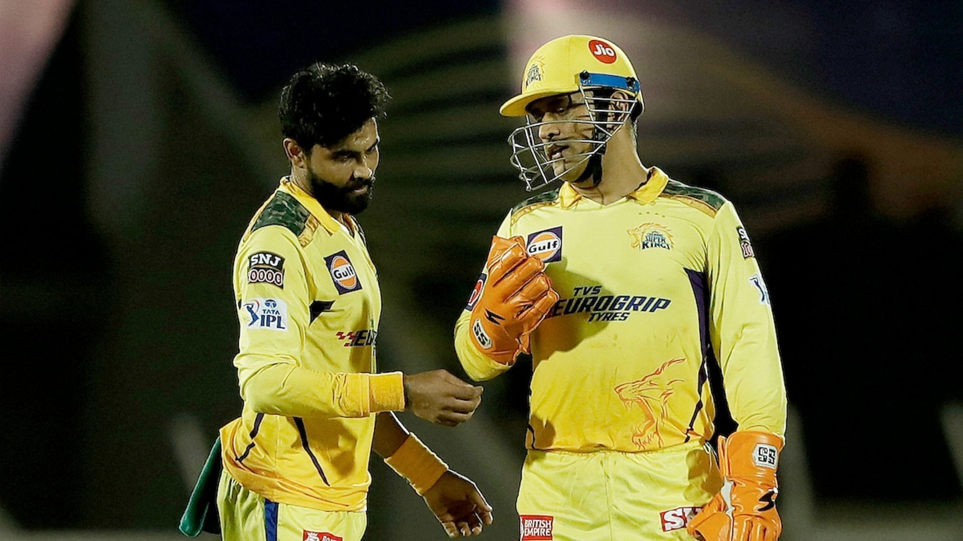IPL 2022: चेन्नई सुपर किंग्स के दिग्गज ने उठाया धोनी पर सवाल, गावस्कर भी बोले- इस बार उनसे...
