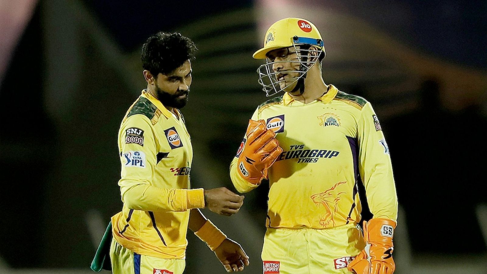 IPL 2022: चेन्नई सुपर किंग्स के दिग्गज ने उठाया धोनी पर सवाल, गावस्कर भी बोले- इस बार उनसे... IPL 2022: चेन्नई सुपर किंग्स के दिग्गज ने उठाया धोनी पर सवाल, गावस्कर भी बोले- इस बार उनसे...