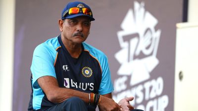 3 साल पहले खेला था भारत के लिए आखिरी टी20 मैच, शास्त्री ने कहा- वर्ल्ड कप में धोनी जैसा... SportsTak Hindi