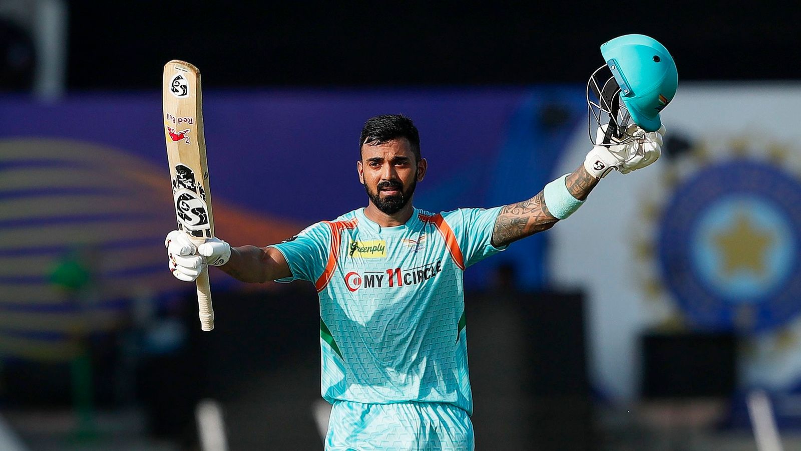 केएल राहुल ने जड़ा IPL का अपना तीसरा शतक, 2 बार पहली गेंद पर आउट होने के बाद मुंबई इंडियंस की बखिया उधेड़ी केएल राहुल ने जड़ा IPL का अपना तीसरा शतक, 2 बार पहली गेंद पर आउट होने के बाद मुंबई इंडियंस की बखिया उधेड़ी