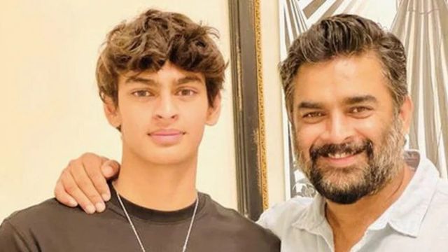 आर माधवन के बेटे ने मचाया धमाल, सिल्वर के बाद डेनिश ओपन में गोल्ड भी किया अपने नाम आर माधवन के बेटे ने मचाया धमाल, सिल्वर के बाद डेनिश ओपन में गोल्ड भी किया अपने नाम