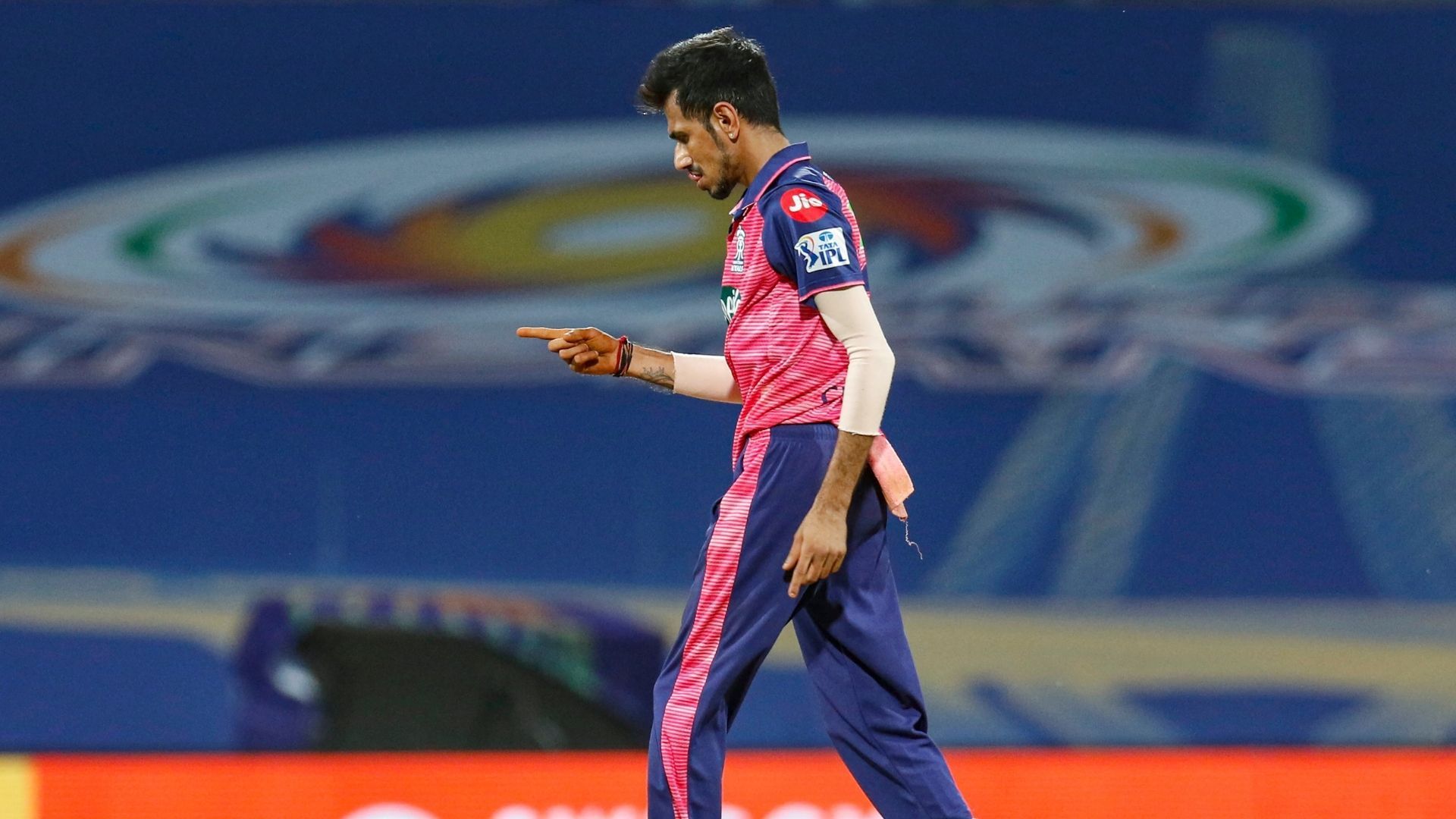 IPL top 10 Bowlers: इन दस गेंदबाजों के आगे बल्लेबाजों की एक नहीं चलती, क्या आपका पसंदीदा खिलाड़ी भी है इस लिस्ट में शामिल? IPL top 10 Bowlers: इन दस गेंदबाजों के आगे बल्लेबाजों की एक नहीं चलती, क्या आपका पसंदीदा खिलाड़ी भी है इस लिस्ट में शामिल?