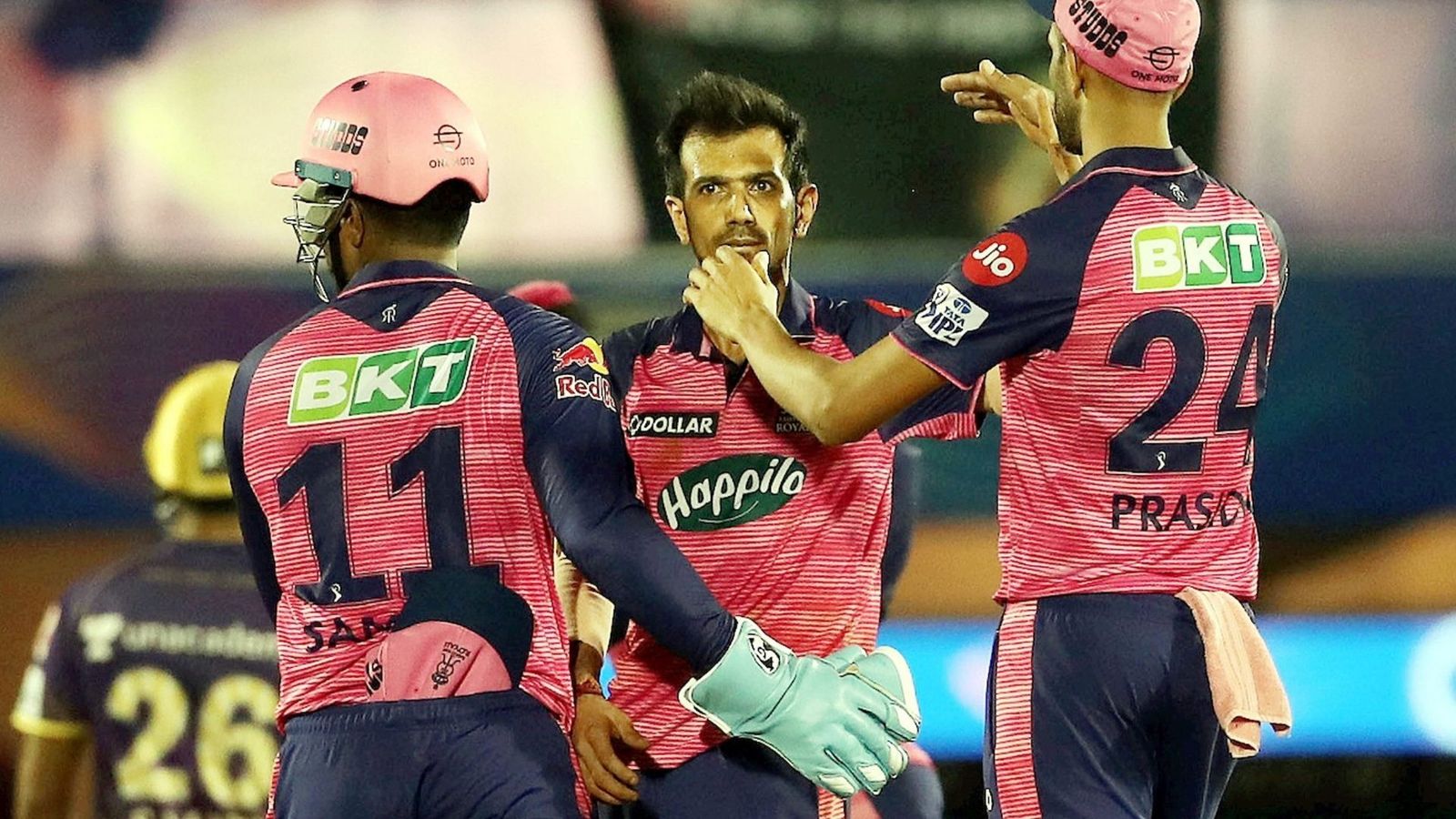 IPL 2022 Points Table: बटलर तो छाए ही, चहल का भी जवाब नहीं, गुजरात के साथ राजस्थान का भी हल्ला बोल IPL 2022 Points Table: बटलर तो छाए ही, चहल का भी जवाब नहीं, गुजरात के साथ राजस्थान का भी हल्ला बोल