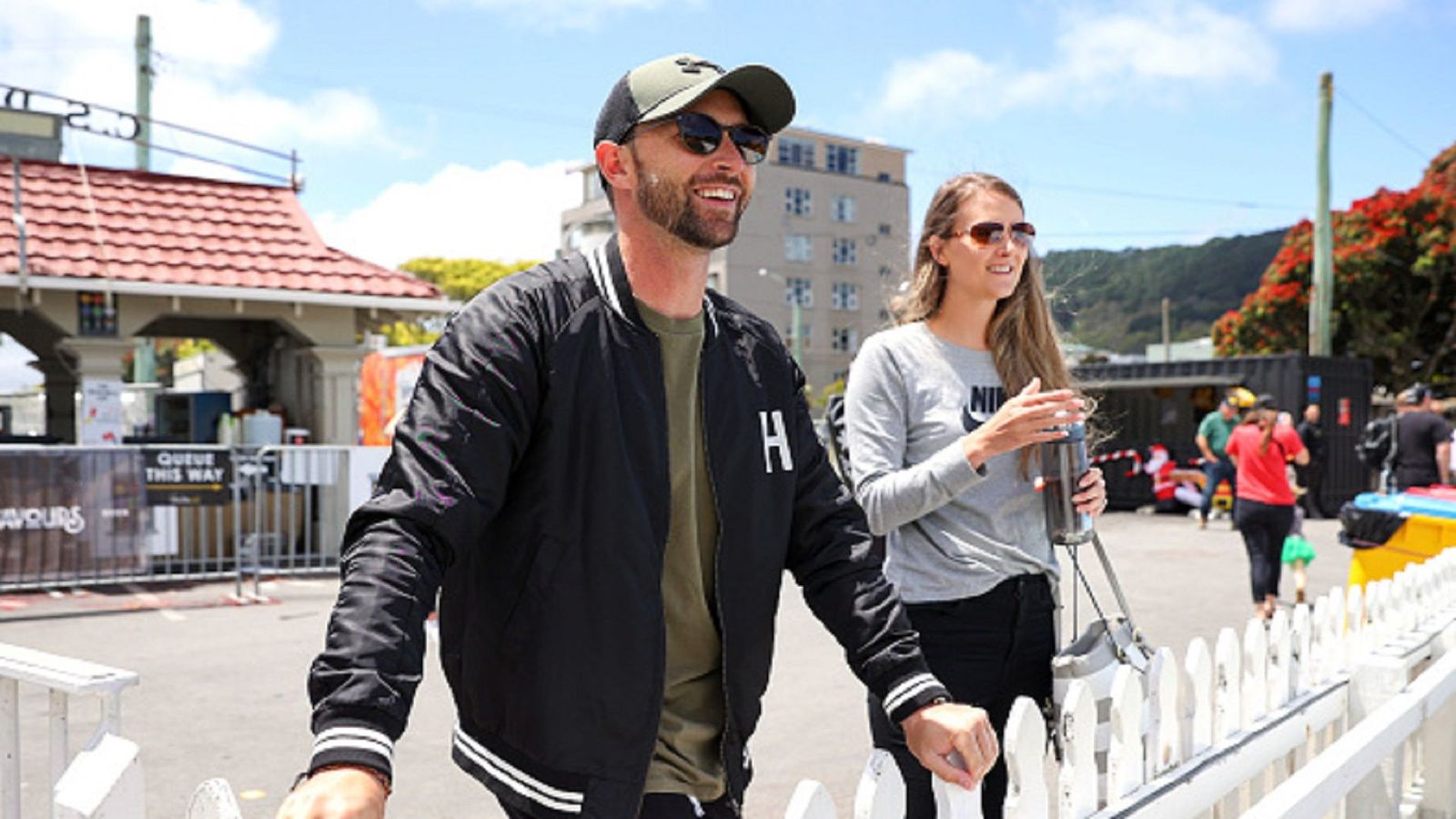 IPL 2022 : चेन्नई को लगा झटका, शादी के लिए CSK का साथ छोड़कर बीच IPL घर लौटा धोनी का साथी IPL 2022 : चेन्नई को लगा झटका, शादी के लिए CSK का साथ छोड़कर बीच IPL घर लौटा धोनी का साथी