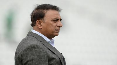 गावस्कर ने बताई विराट कोहली की बल्लेबाजी की बड़ी खामी, कहा- 6 ओवरों में हो जाए ये काम तो अलग होंगे हालात SportsTak Hindi