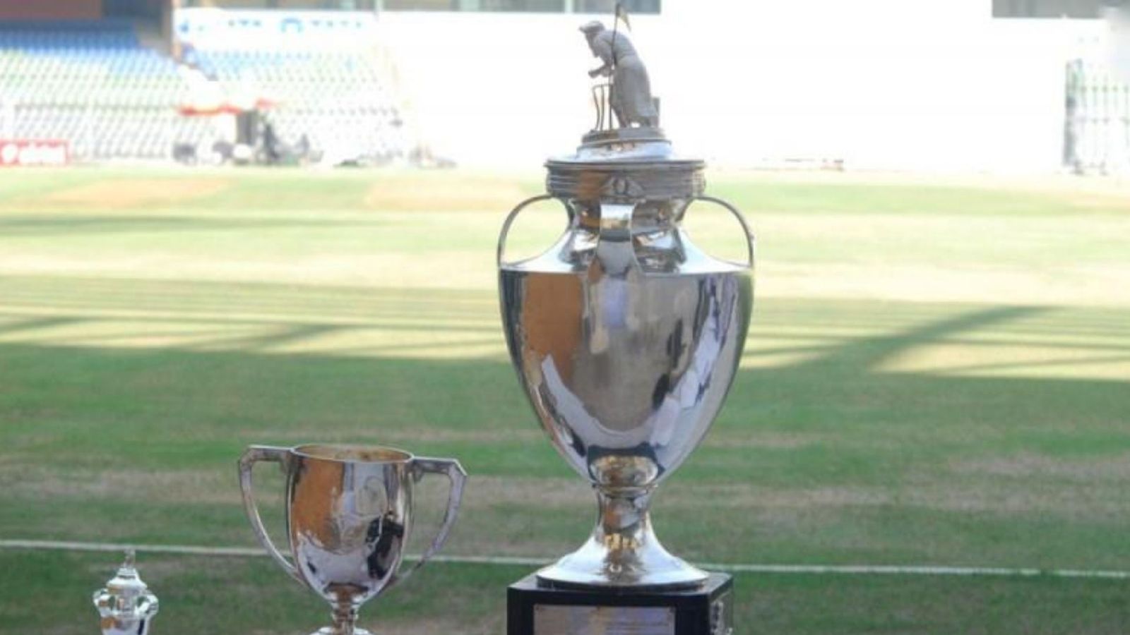 IPL 2022 Final के 4 दिन बाद सजेगा Ranji Trophy का मंच, 8 टीमों में होगी टक्कर IPL 2022 Final के 4 दिन बाद सजेगा Ranji Trophy का मंच, 8 टीमों में होगी टक्कर