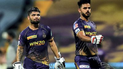 IPL 2022 Points Table: KKR को फायदा, ऑरेंज कैप की दौड़ में तीसरे नंबर पर SRH का बल्लेबाज, जानें पर्पल- सिक्सर किंग का हाल SportsTak Hindi