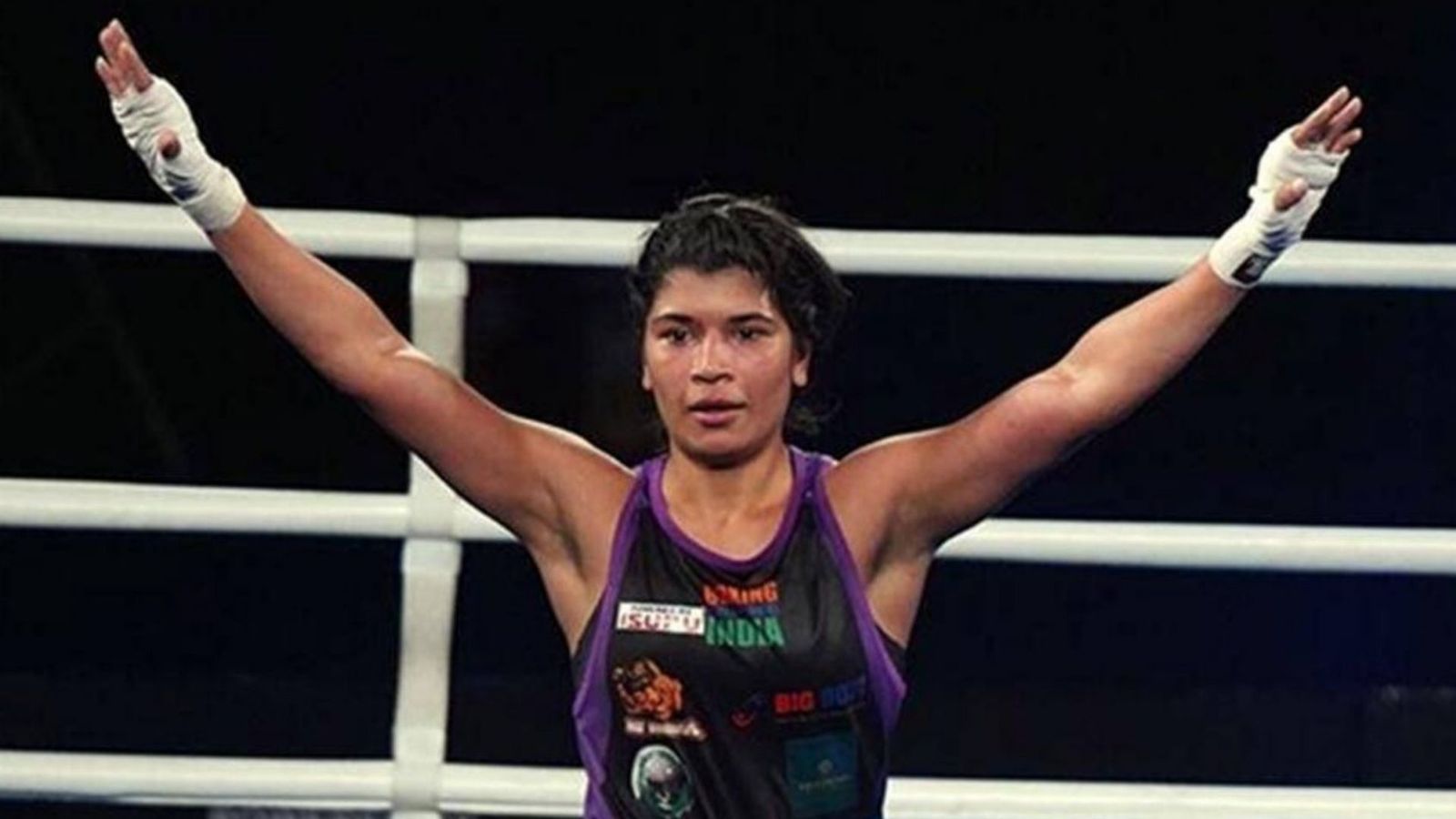 निकहत जरीन ने रचा इतिहास, IBA बॉक्सिंग चैंपियनशिप के फाइनल में पहुंचने वाली बनी पहली भारतीय महिला बॉक्सर निकहत जरीन ने रचा इतिहास, IBA बॉक्सिंग चैंपियनशिप के फाइनल में पहुंचने वाली बनी पहली भारतीय महिला बॉक्सर